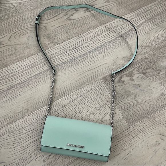 Michael Kors Handbags - MICHAEL KORS | Jet Set Wallet On A Chain NWT